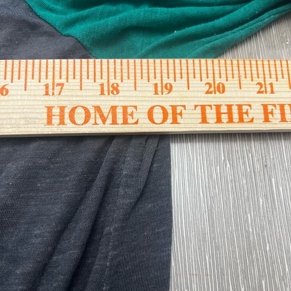 Torrid Gray and Teal Raglan Long Sleeve Top classic fit everyday wear - Picture 11 of 11